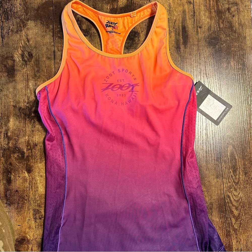 NWT Zoot Triathlon Women’s Tank - Large